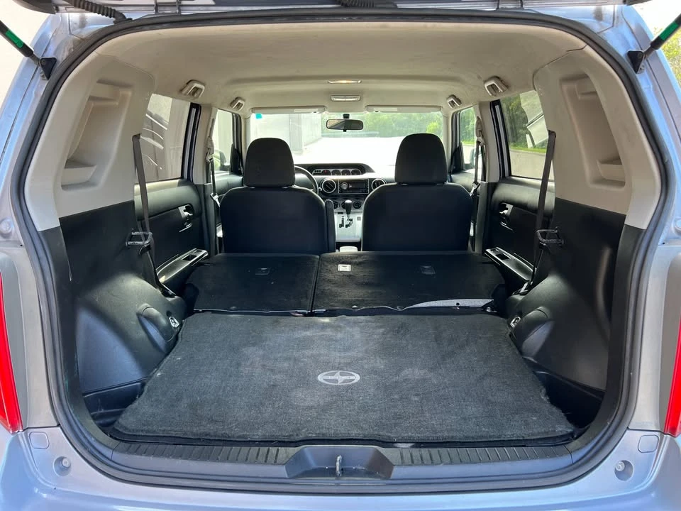 2009 Scion xB - Image 19 of 20