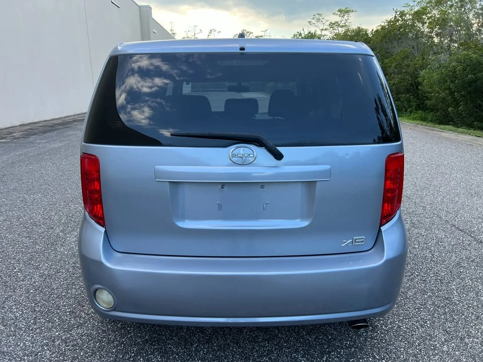 2009 Scion xB - Image 7 of 20