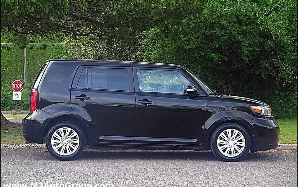 2009 Scion xB - Image 5 of 20