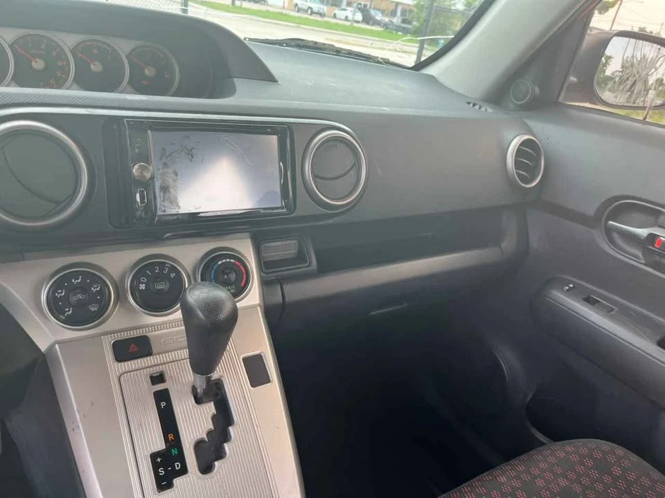 2009 Scion xB - Image 3 of 13