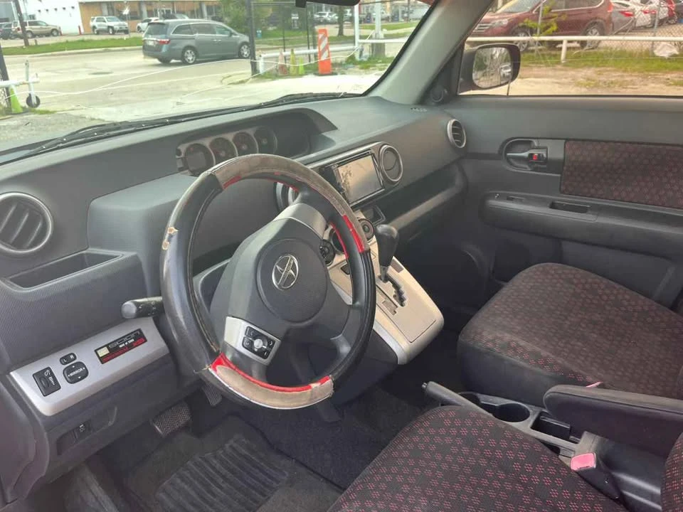 2009 Scion xB - Image 12 of 13