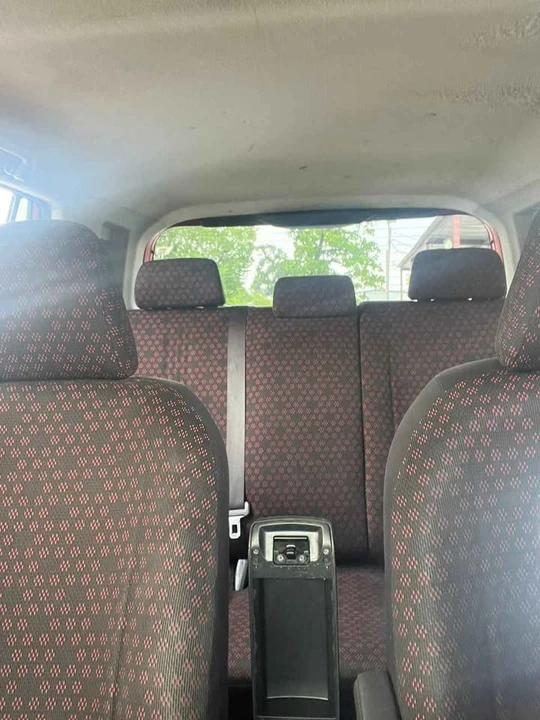 2009 Scion xB - Image 6 of 13
