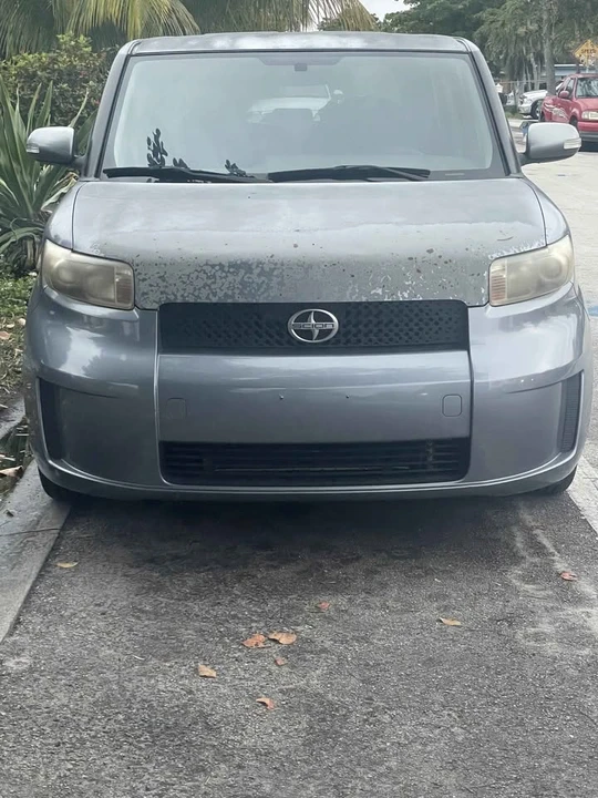 2009 Scion xB - Image 2 of 12
