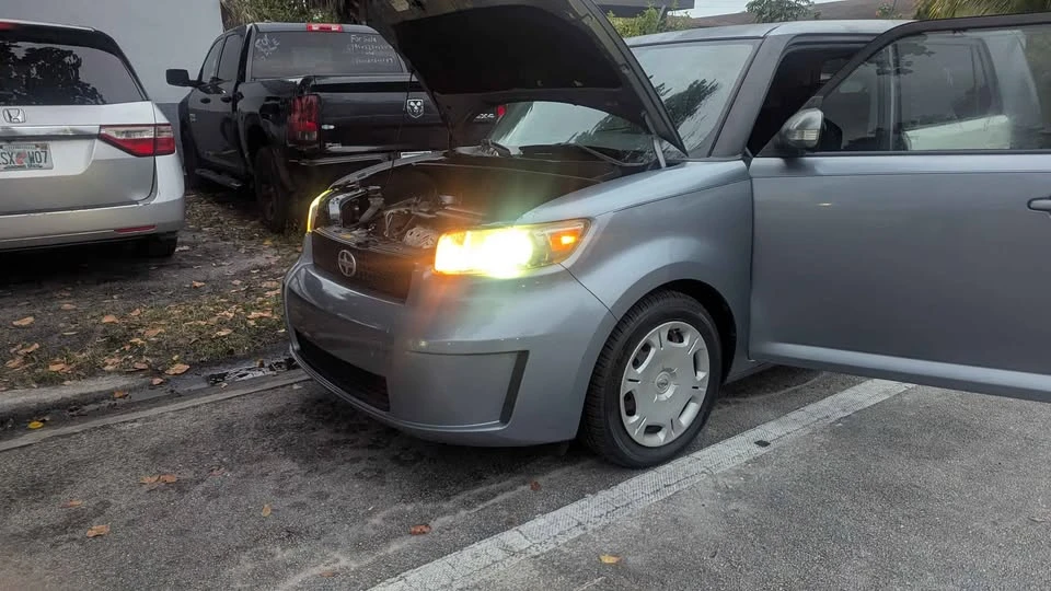 2009 Scion xB - Image 12 of 12