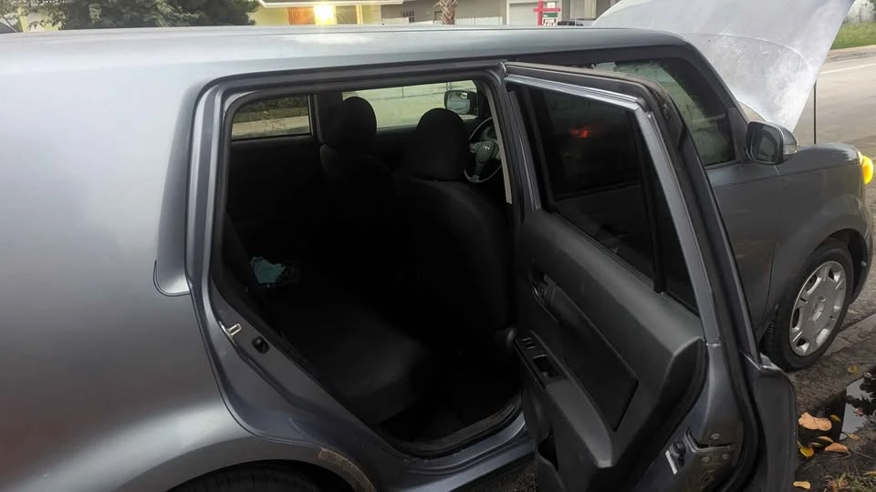 2009 Scion xB - Image 9 of 12