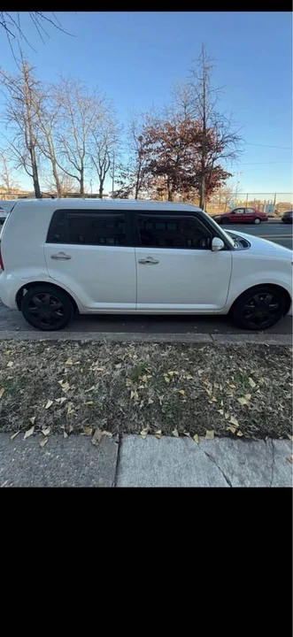 2009 Scion xB - Image 2 of 7
