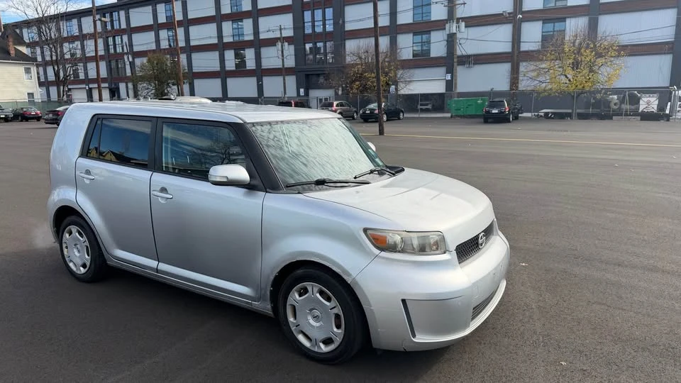 2009 Scion xB - Image 6 of 19
