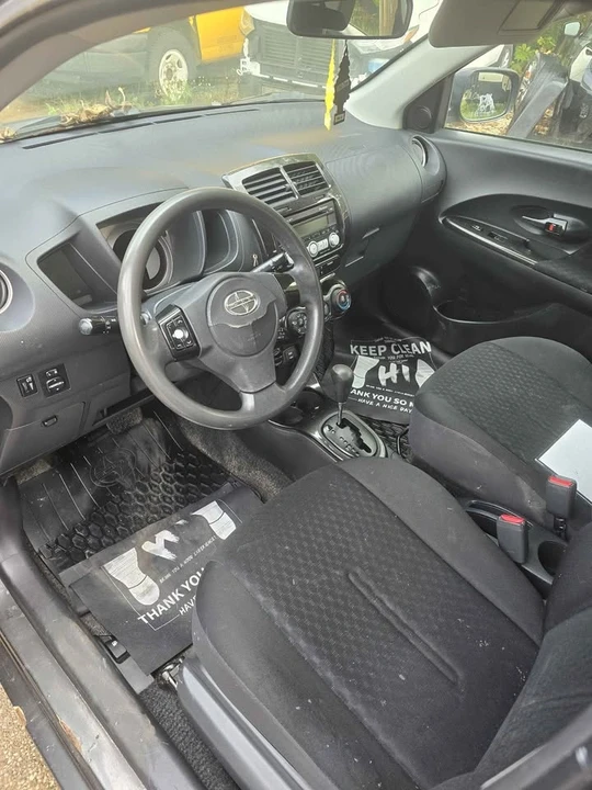 2009 Scion xD - Image 5 of 7