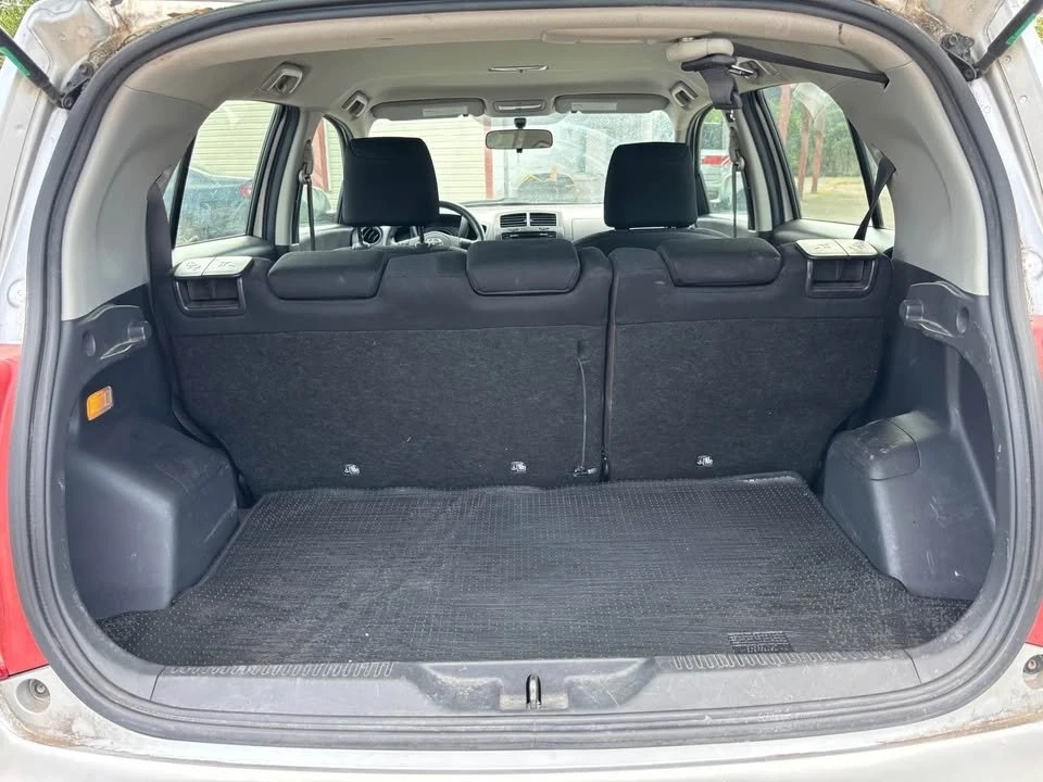 2009 Scion xD - Image 11 of 15