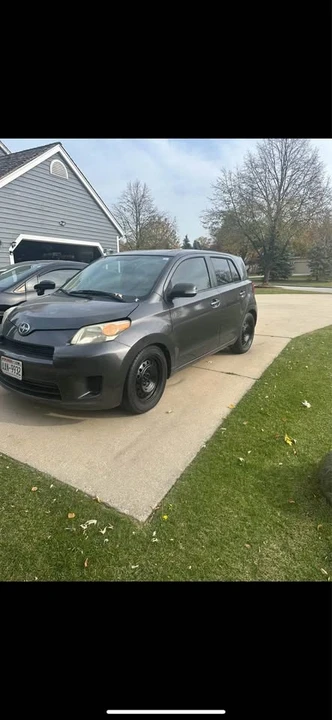 2009 Scion xD - Image 2 of 6