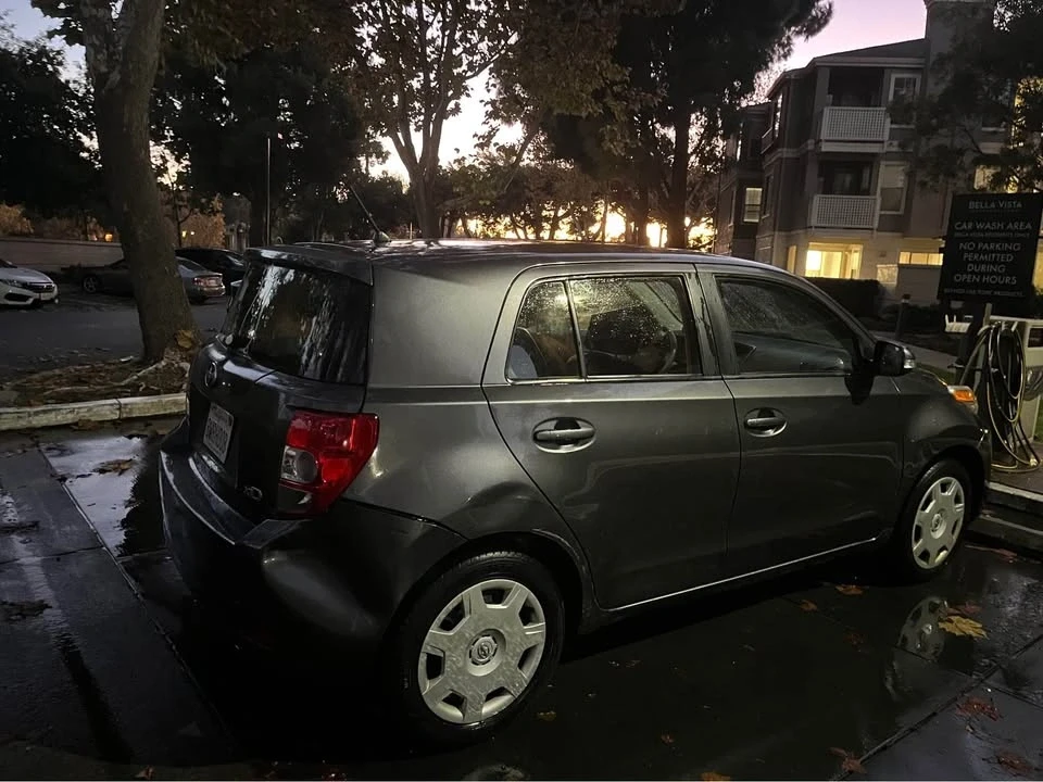 2009 Scion xD - Image 4 of 9