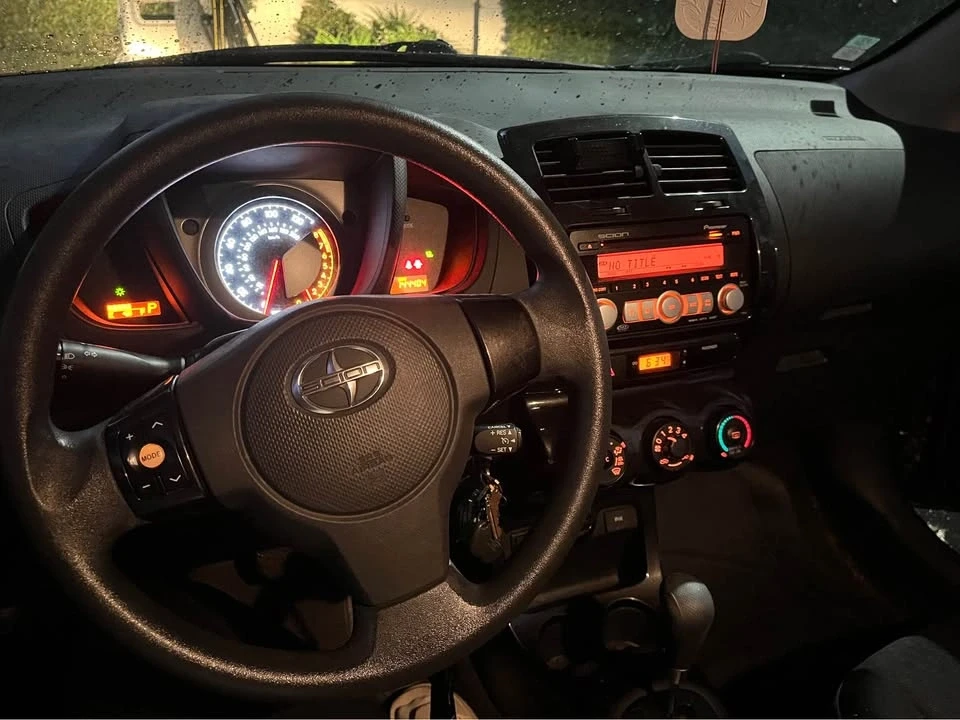 2009 Scion xD - Image 5 of 9