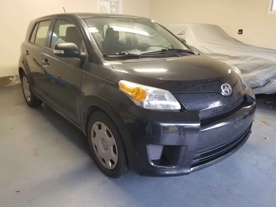 2009 Scion xD - Image 2 of 10