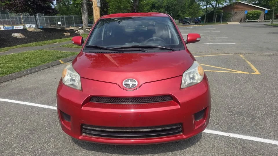 2009 Scion xD - Image 2 of 12