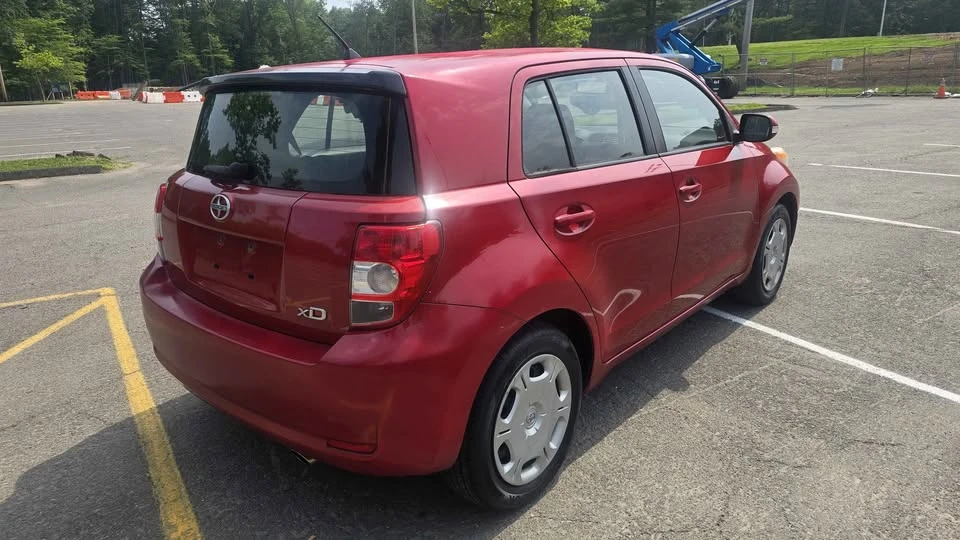 2009 Scion xD - Image 5 of 12