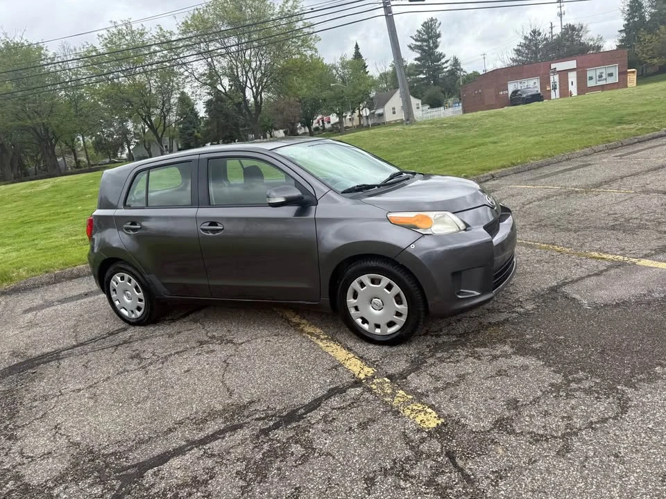 2009 Scion xD - Image 3 of 18