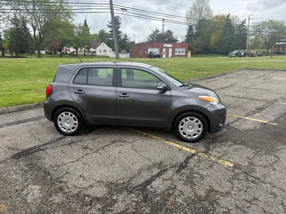2009 Scion xD - Image 6 of 18