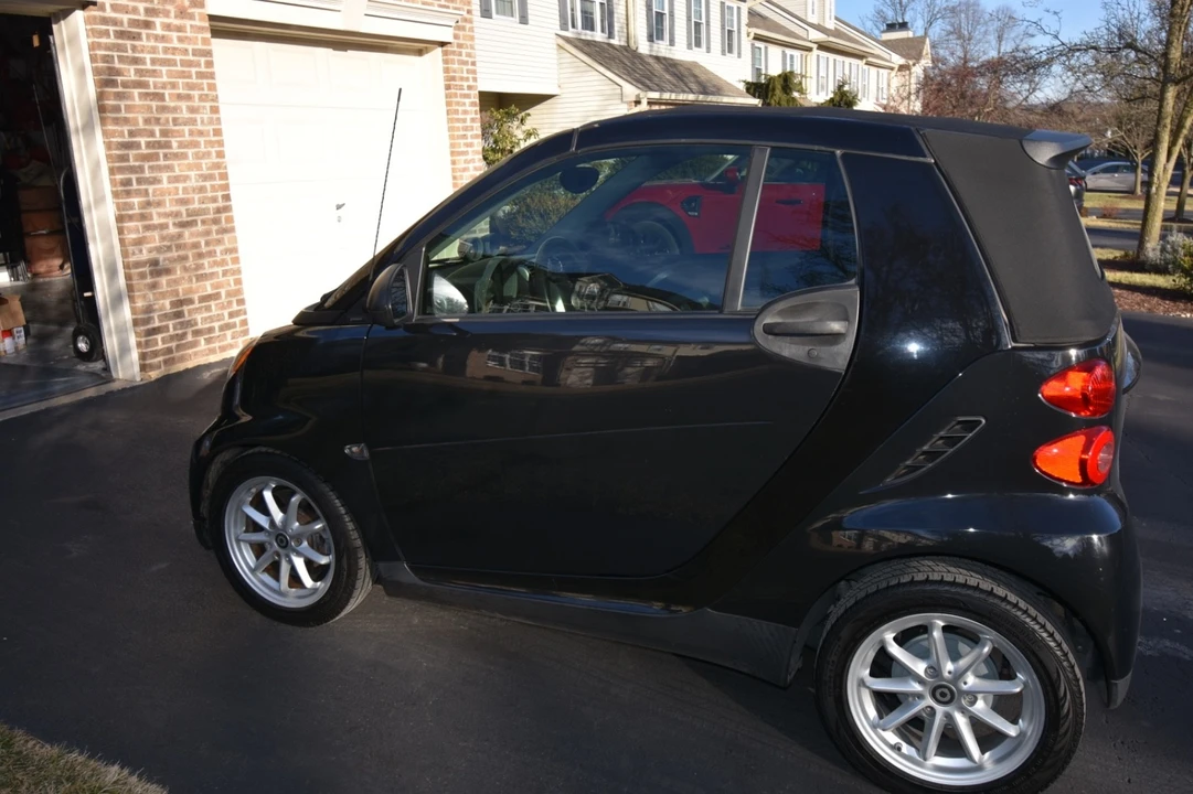 2009 Smart Fortwo 2nd Gen - Image 4 of 17
