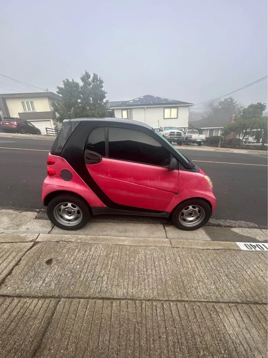 2009 Smart Fortwo 2nd Gen - Image 2 of 5