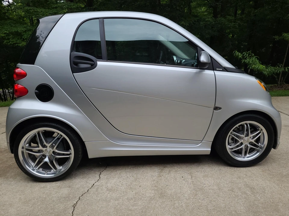 2009 Smart Fortwo 2nd Gen - Image 10 of 31