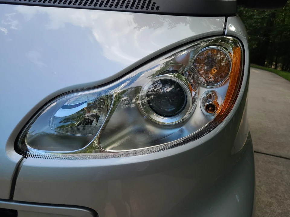 2009 Smart Fortwo 2nd Gen - Image 19 of 31