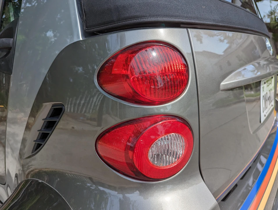 2009 Smart Fortwo 2nd Gen - Image 30 of 31