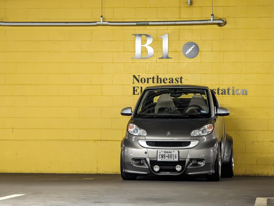 2009 Smart Fortwo 2nd Gen - Image 7 of 31