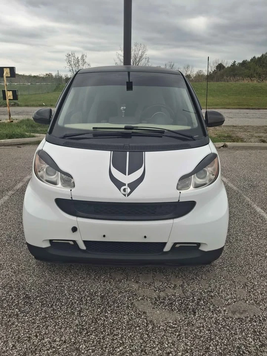 2009 Smart Fortwo 2nd Gen - Image 2 of 12
