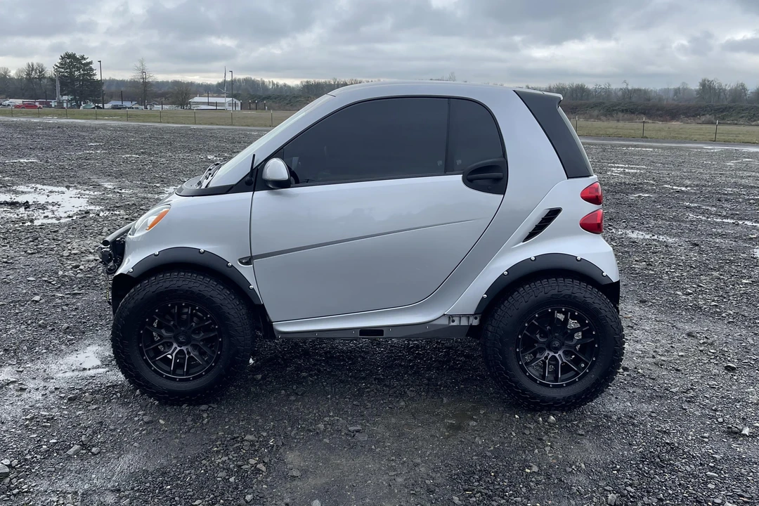 2009 Smart Fortwo 2nd Gen - Image 10 of 31