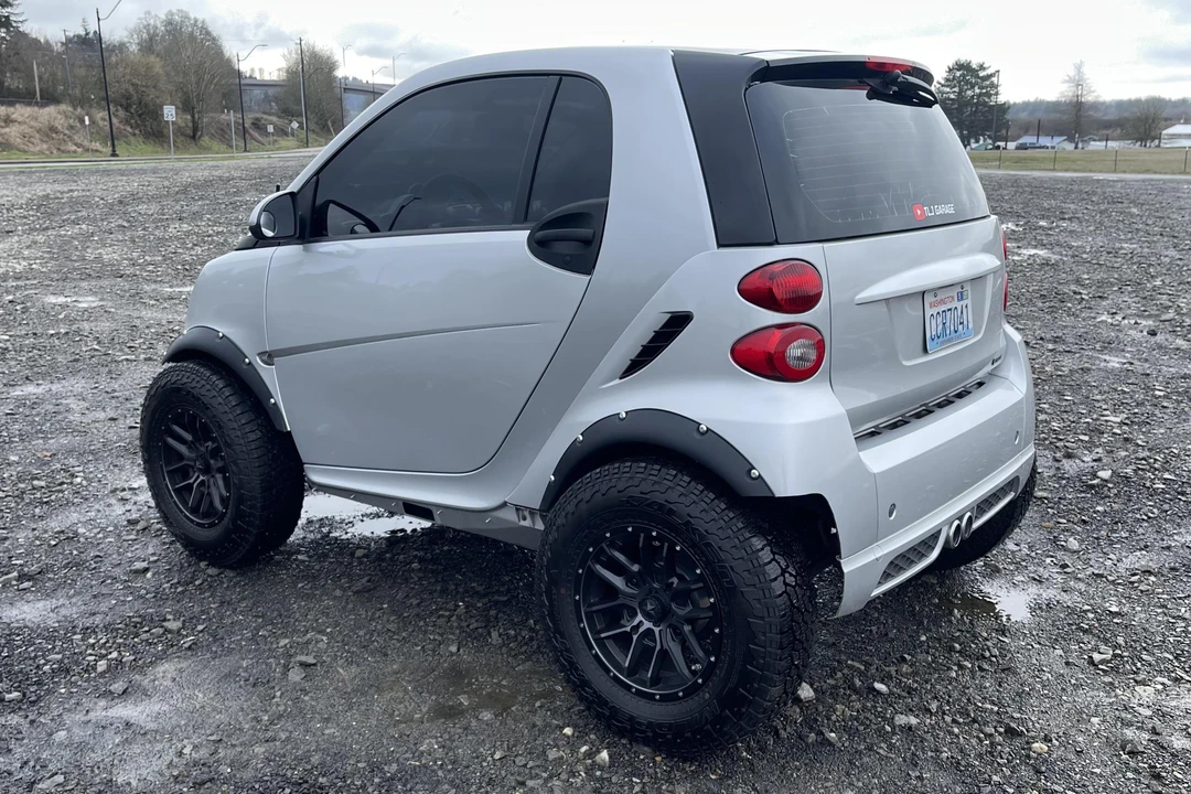 2009 Smart Fortwo 2nd Gen - Image 5 of 31