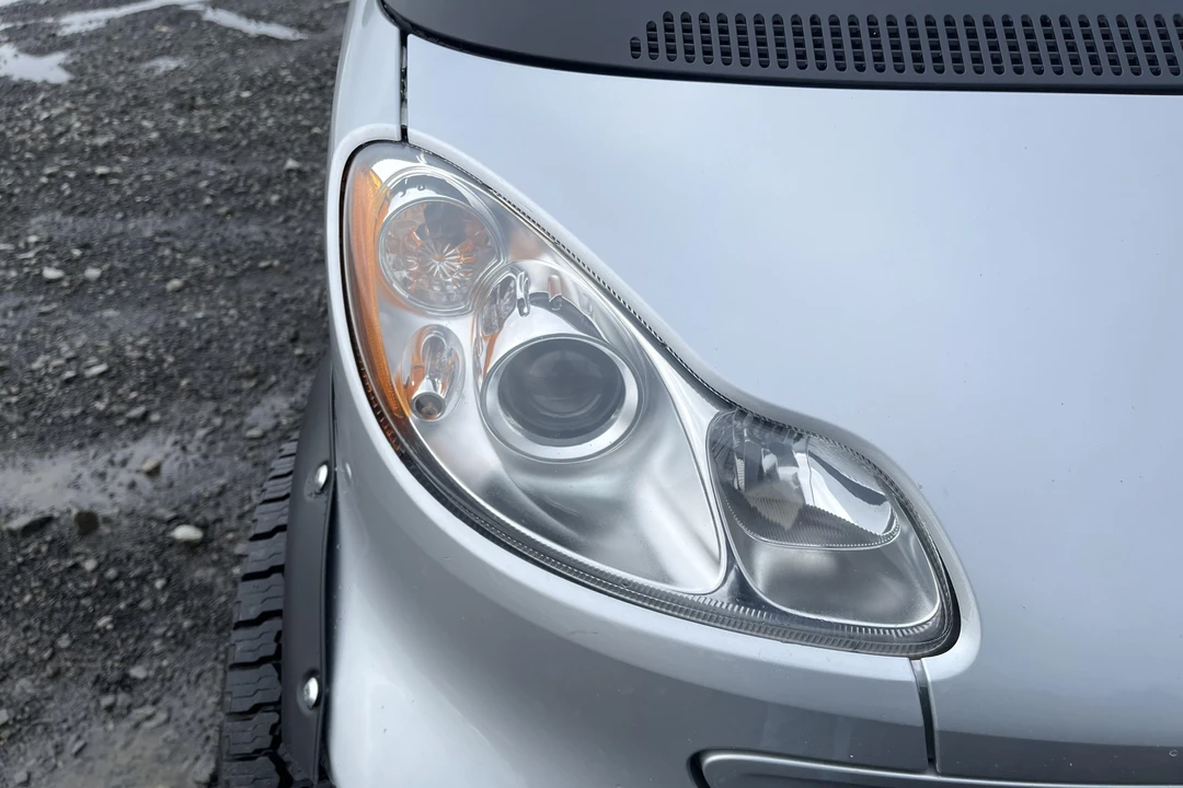 2009 Smart Fortwo 2nd Gen - Image 23 of 31