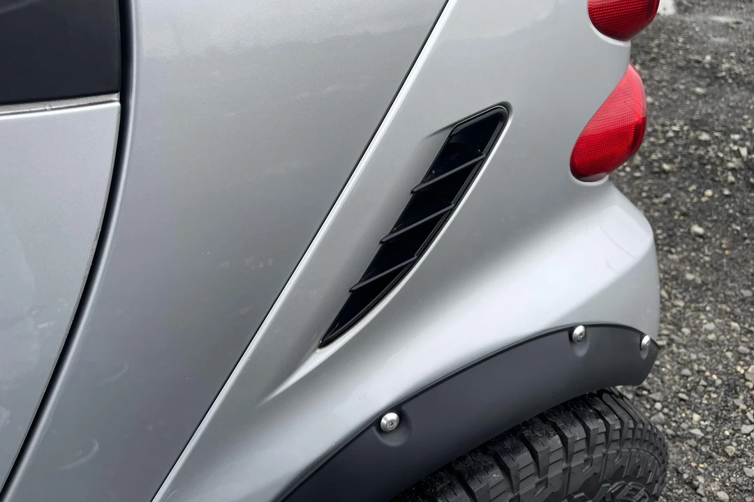 2009 Smart Fortwo 2nd Gen - Image 31 of 31