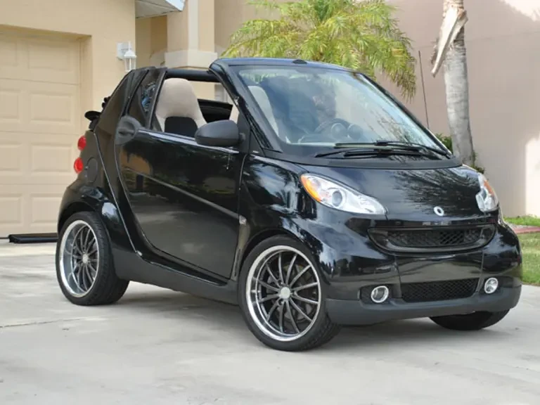 2009 Smart Fortwo 2nd Gen - Image 2 of 2