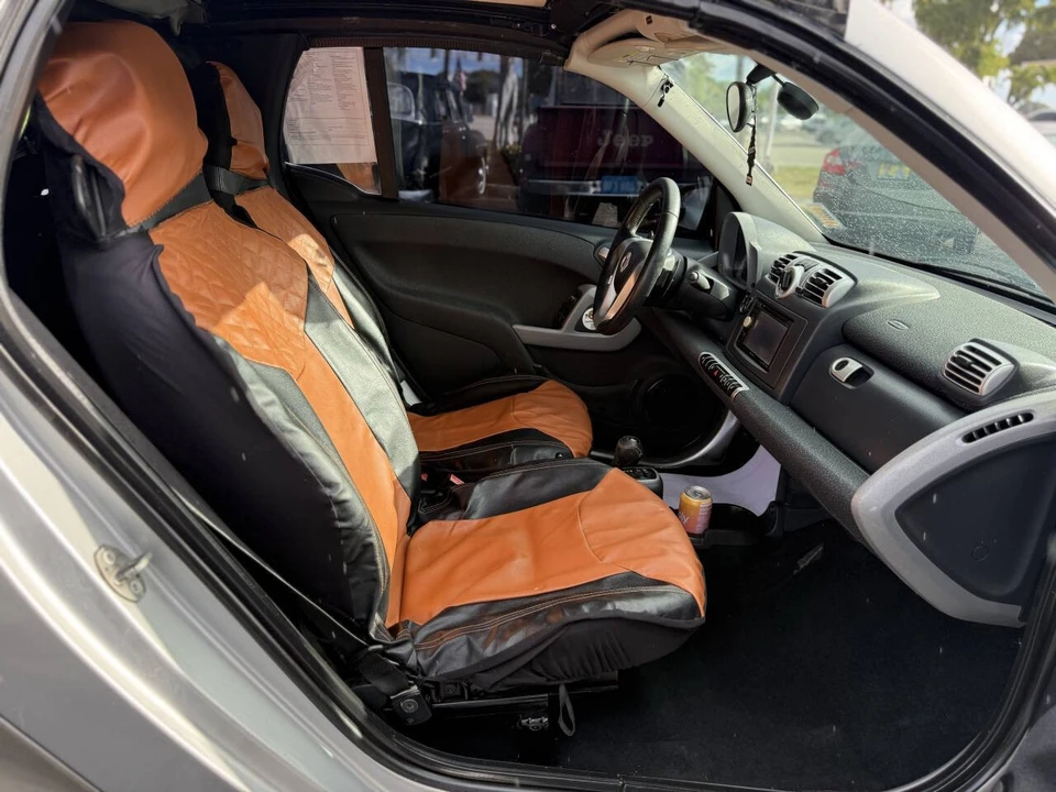 2009 Smart Fortwo 2nd Gen - Image 16 of 17