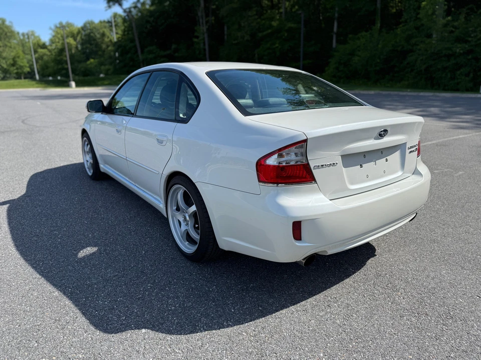 2009 Subaru Legacy 4th Gen - Image 11 of 31