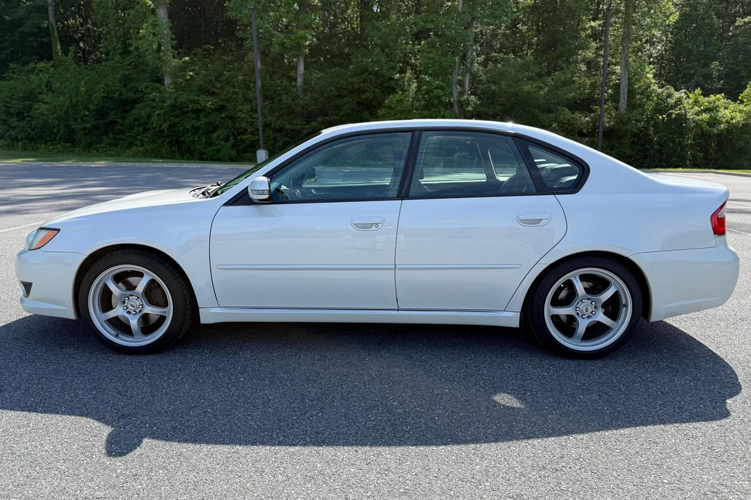 2009 Subaru Legacy 4th Gen - Image 3 of 31