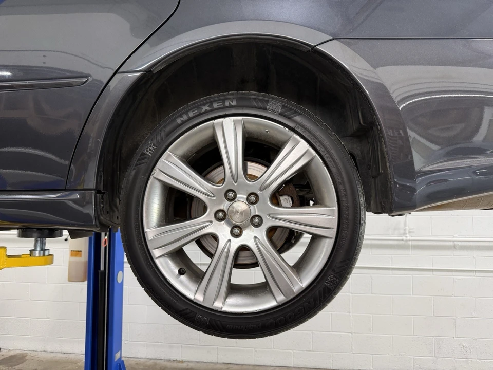 2009 Subaru Legacy 4th Gen - Image 19 of 30