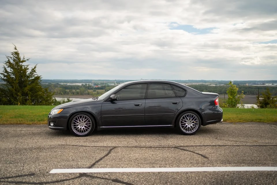 2009 Subaru Legacy 4th Gen - Image 2 of 9