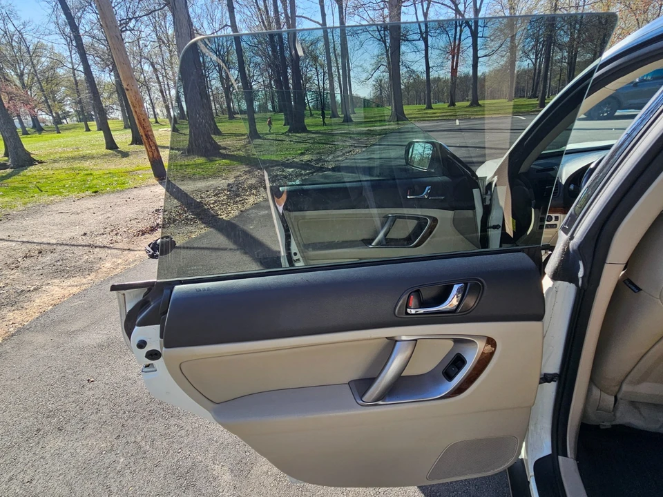 2009 Subaru Outback 3rd Gen - Image 16 of 21