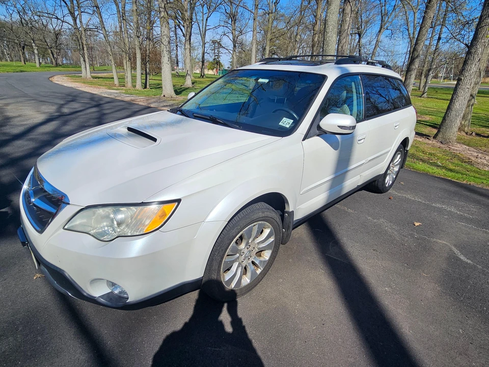 2009 Subaru Outback 3rd Gen - Image 6 of 31