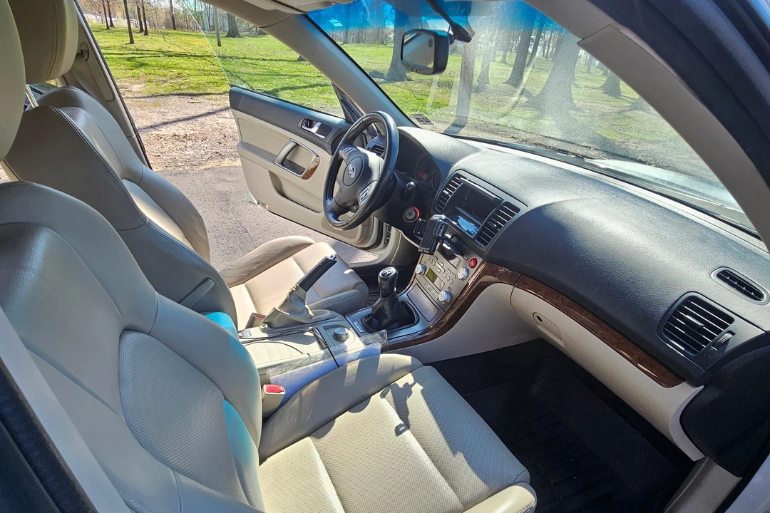 2009 Subaru Outback 3rd Gen - Image 21 of 31