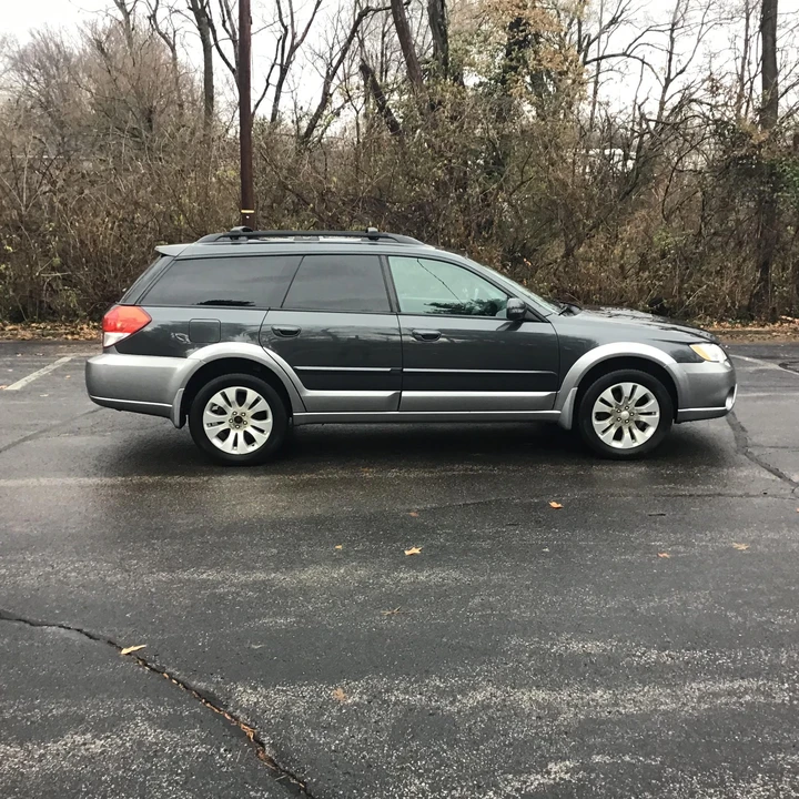 2009 Subaru Outback 3rd Gen - Image 15 of 31