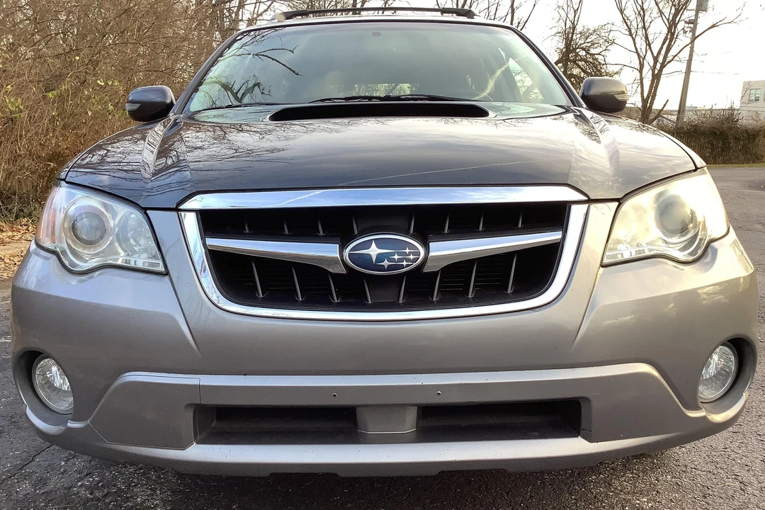 2009 Subaru Outback 3rd Gen - Image 2 of 31