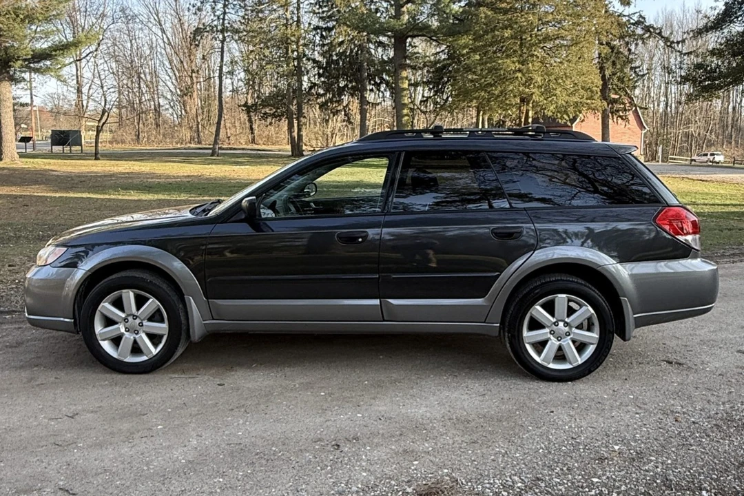 2009 Subaru Outback 3rd Gen - Image 3 of 7