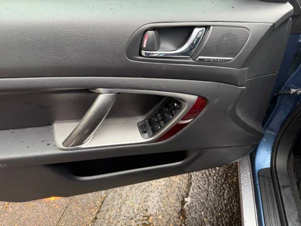 2009 Subaru Outback 3rd Gen - Image 11 of 18
