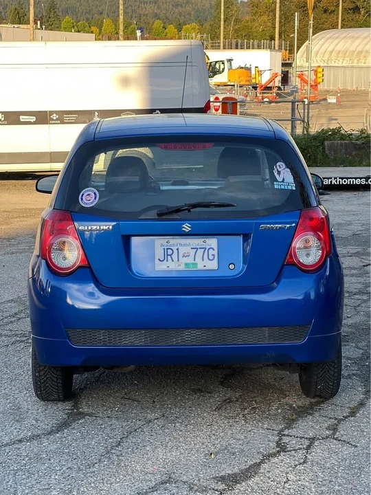 2009 Suzuki - Image 4 of 7
