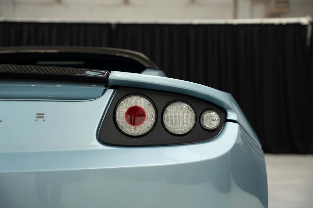 2009 Tesla Roadster - Image 19 of 31