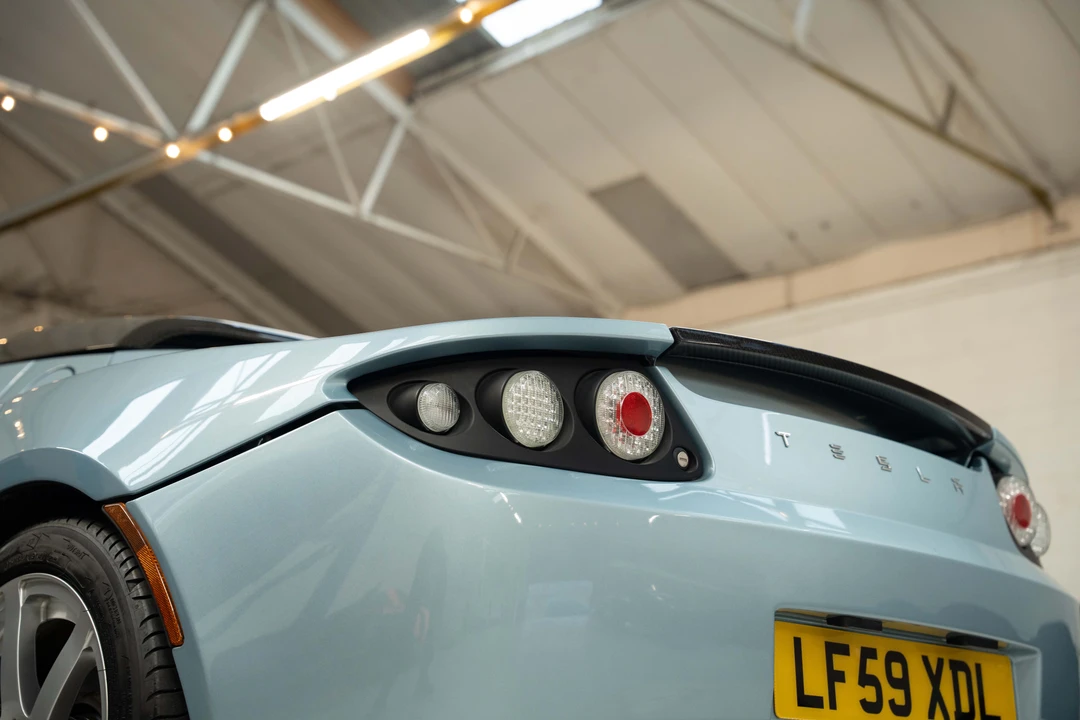 2009 Tesla Roadster - Image 22 of 31