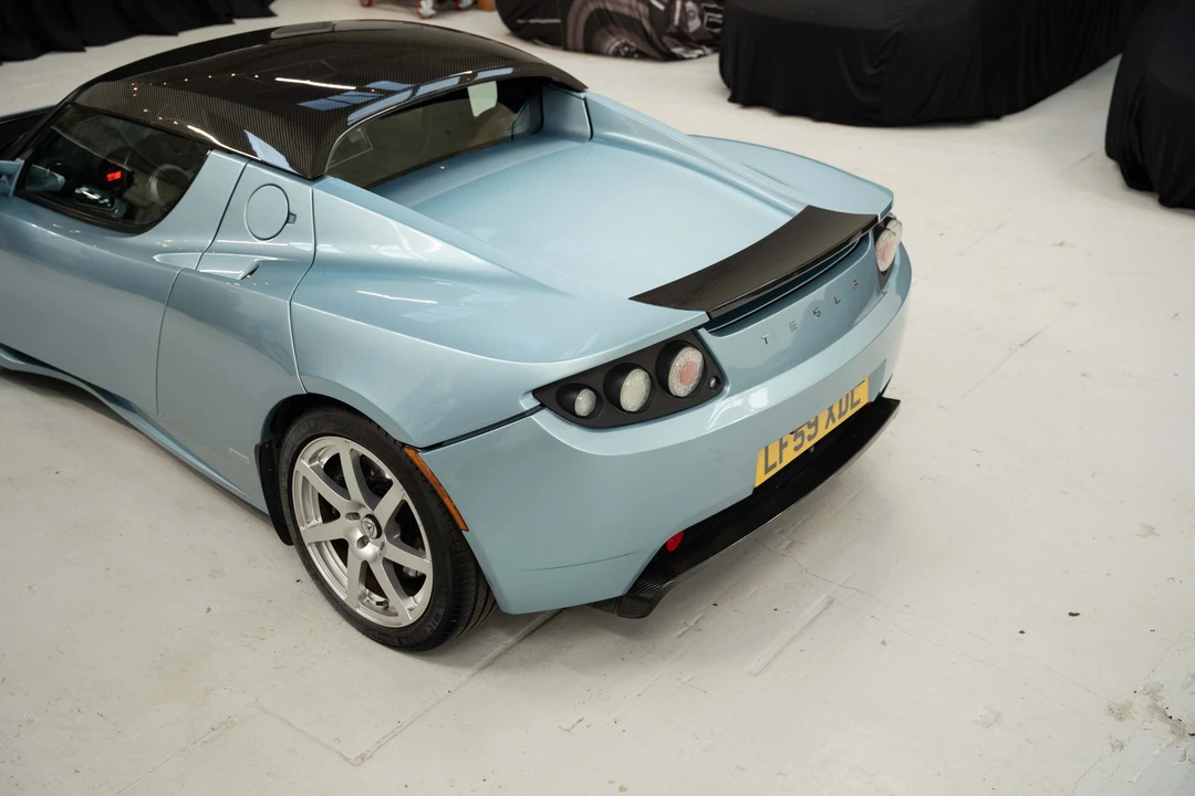 2009 Tesla Roadster - Image 29 of 31