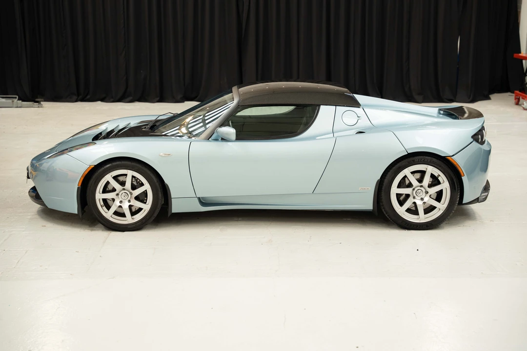 2009 Tesla Roadster - Image 12 of 31